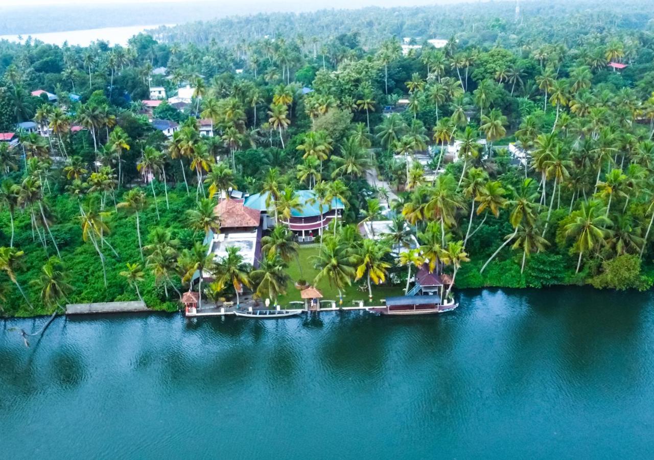 Voye Homes Majestic Retreat Resort Varkala Paravur Bagian luar foto