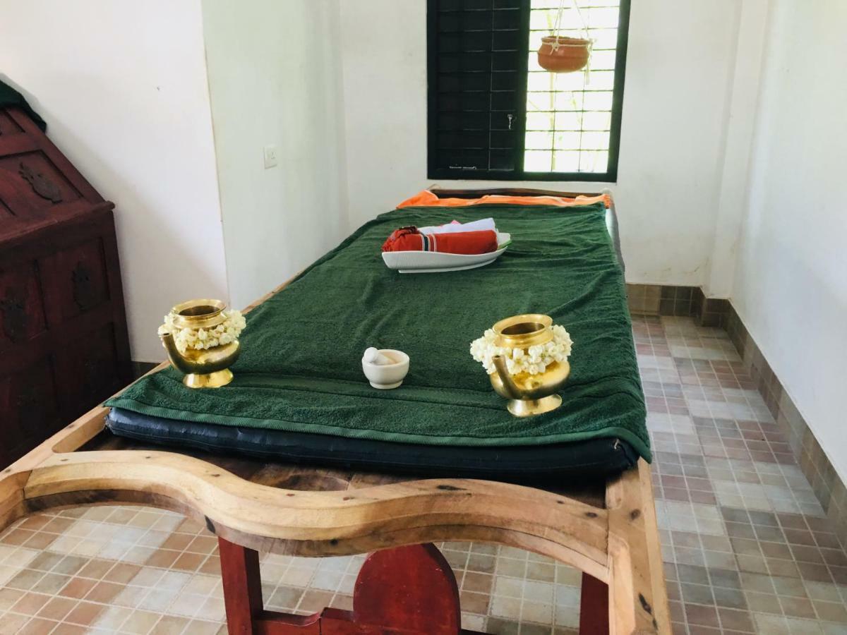 Voye Homes Majestic Retreat Resort Varkala Paravur Bagian luar foto